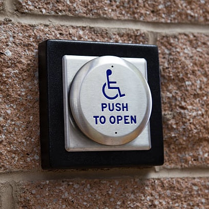 The audio of pressing the automatic door button